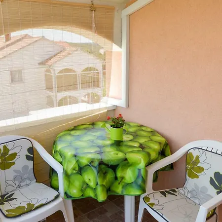 Antonio Apartment