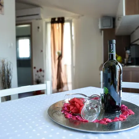 Antonio Apartment
