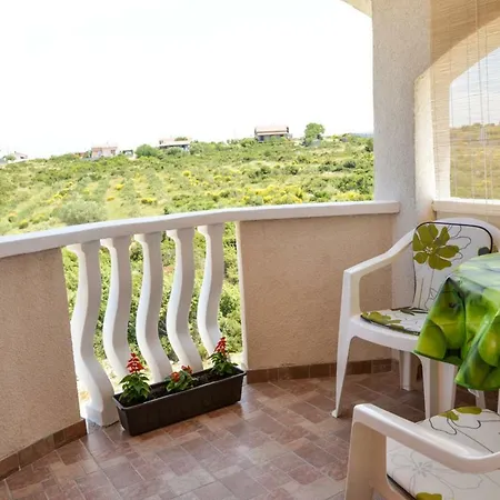 Antonio Apartment